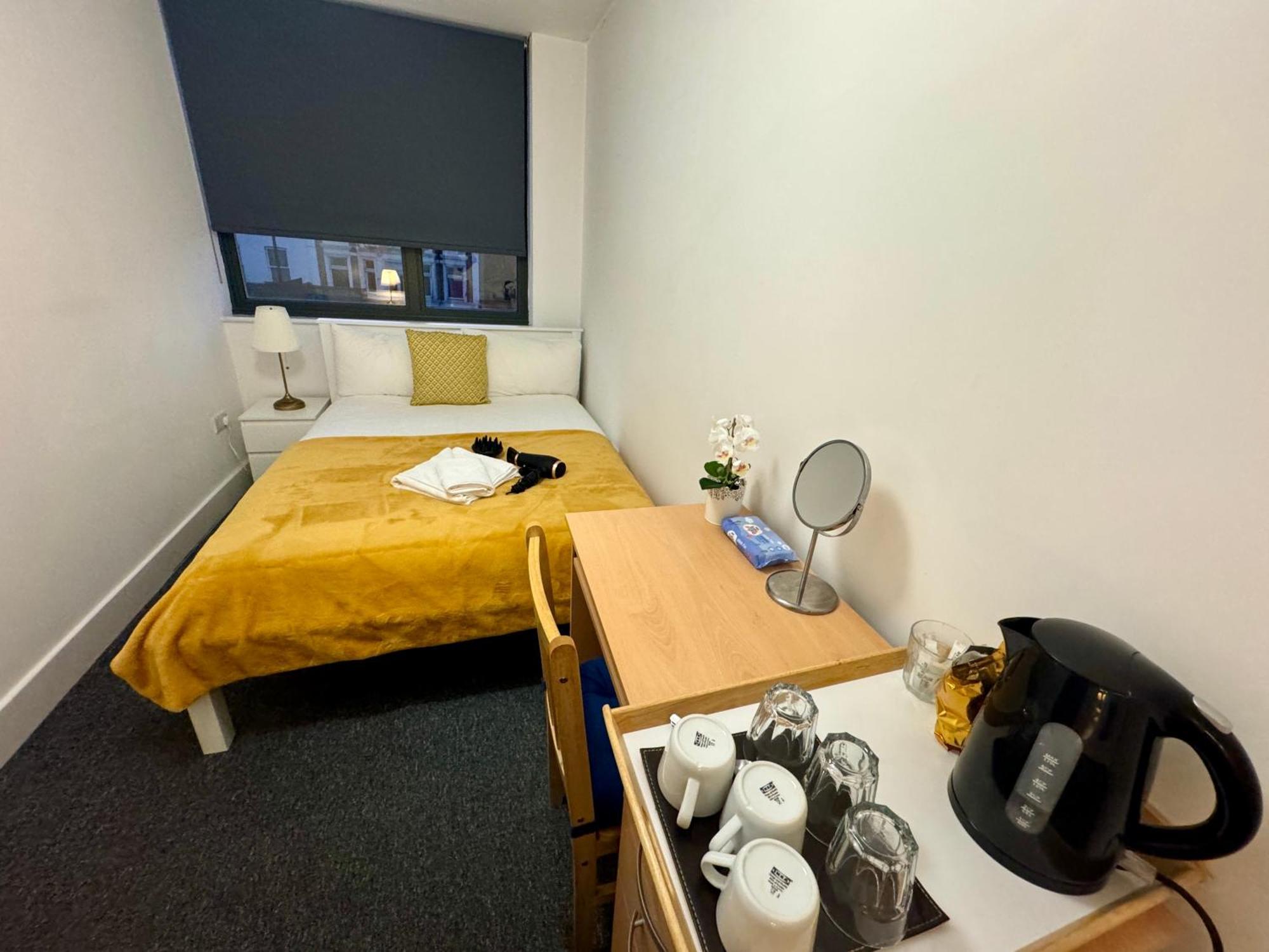 Cosmopolitan Comfort Private Bedrooms In Euston 106 London Exteriör bild