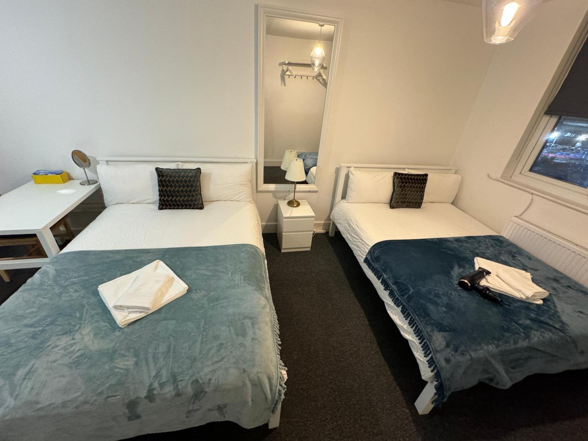 Cosmopolitan Comfort Private Bedrooms In Euston 106 London Exteriör bild