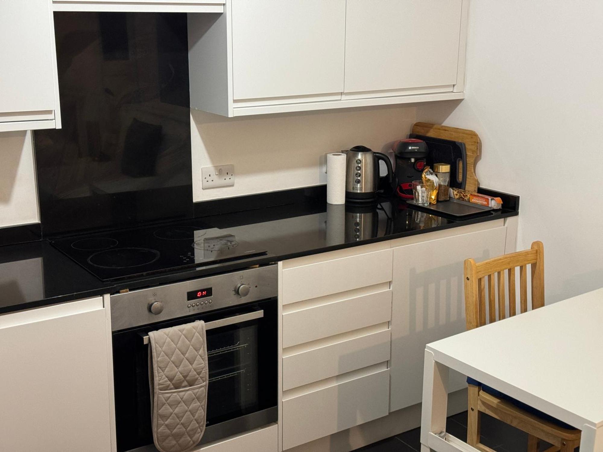 Cosmopolitan Comfort Private Bedrooms In Euston 106 London Exteriör bild