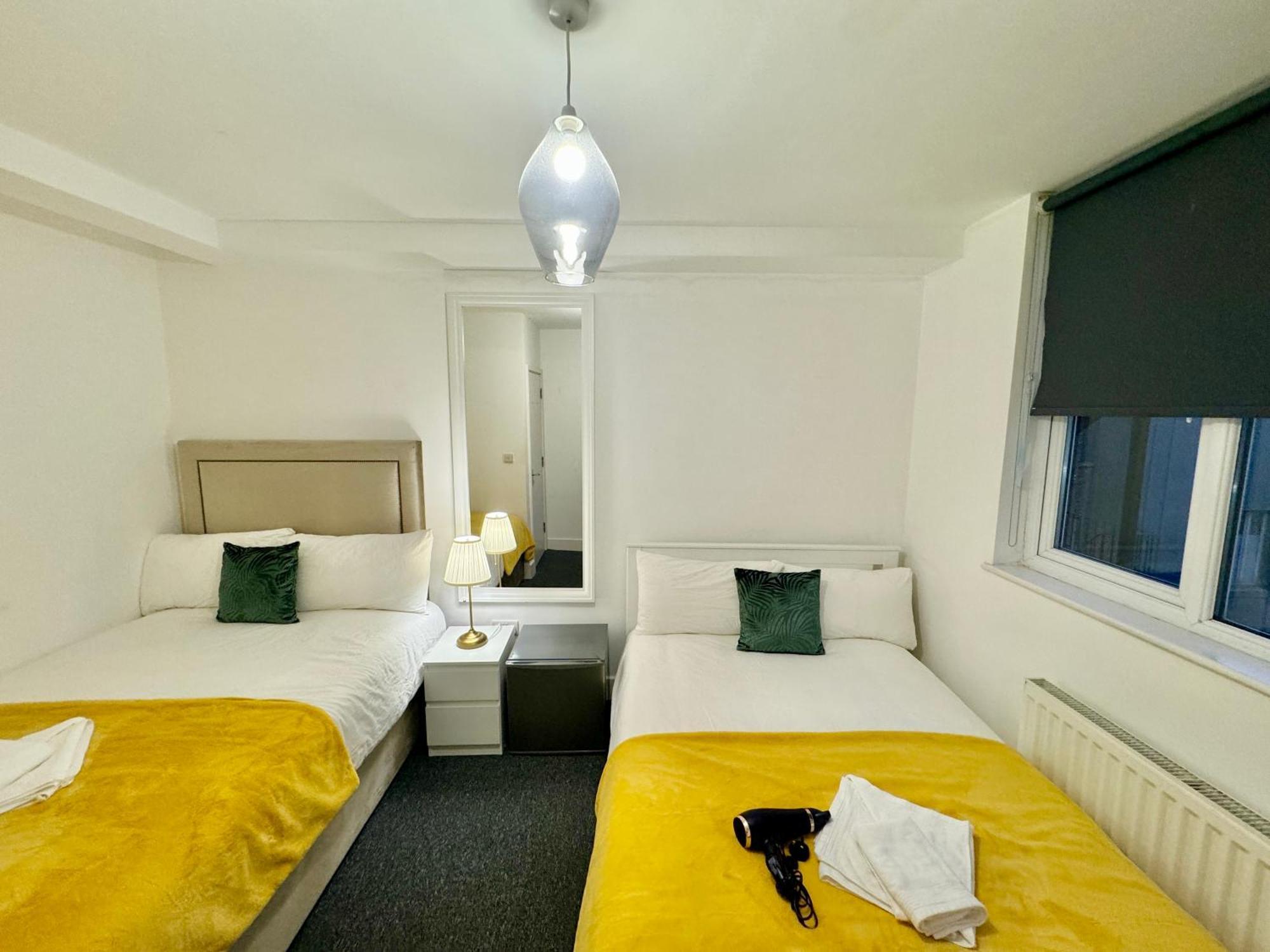 Cosmopolitan Comfort Private Bedrooms In Euston 106 London Exteriör bild