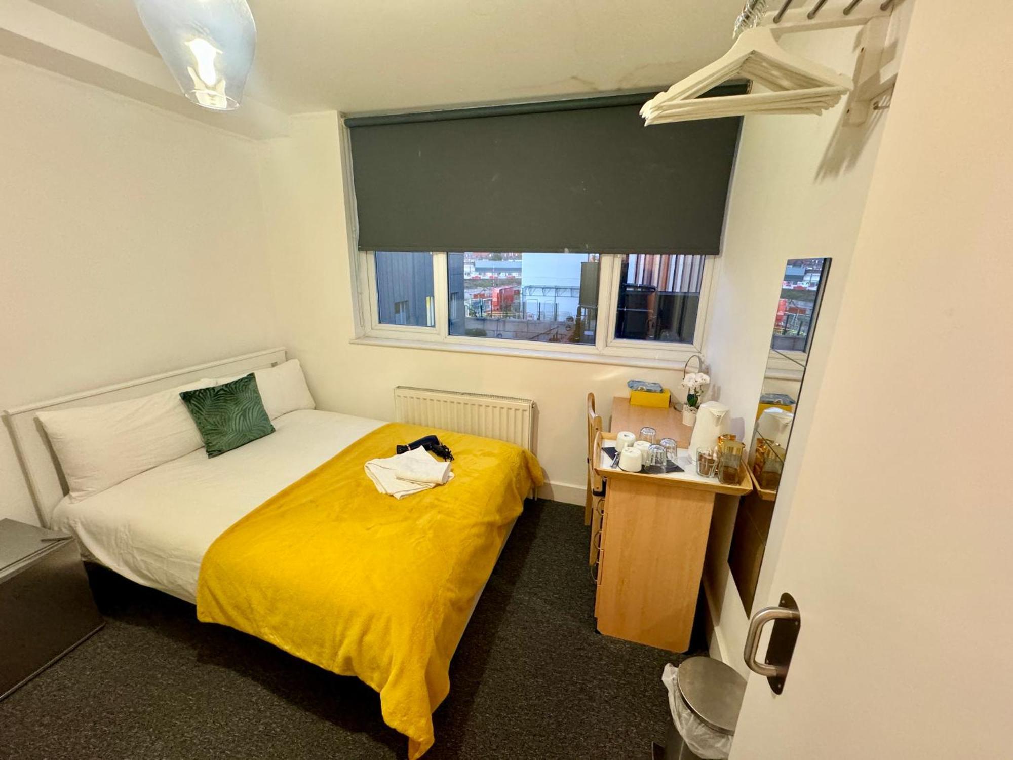 Cosmopolitan Comfort Private Bedrooms In Euston 106 London Exteriör bild