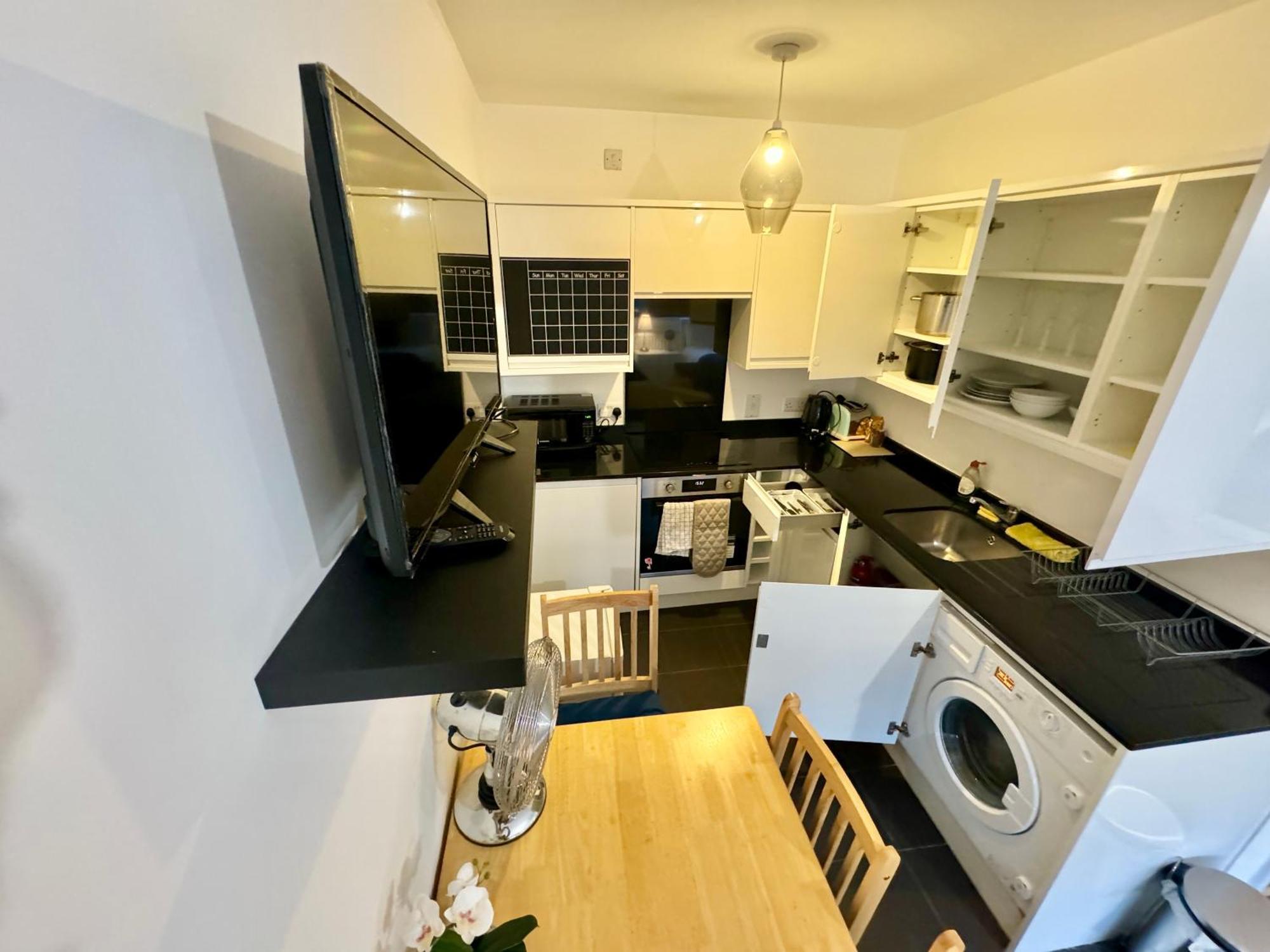 Cosmopolitan Comfort Private Bedrooms In Euston 106 London Exteriör bild