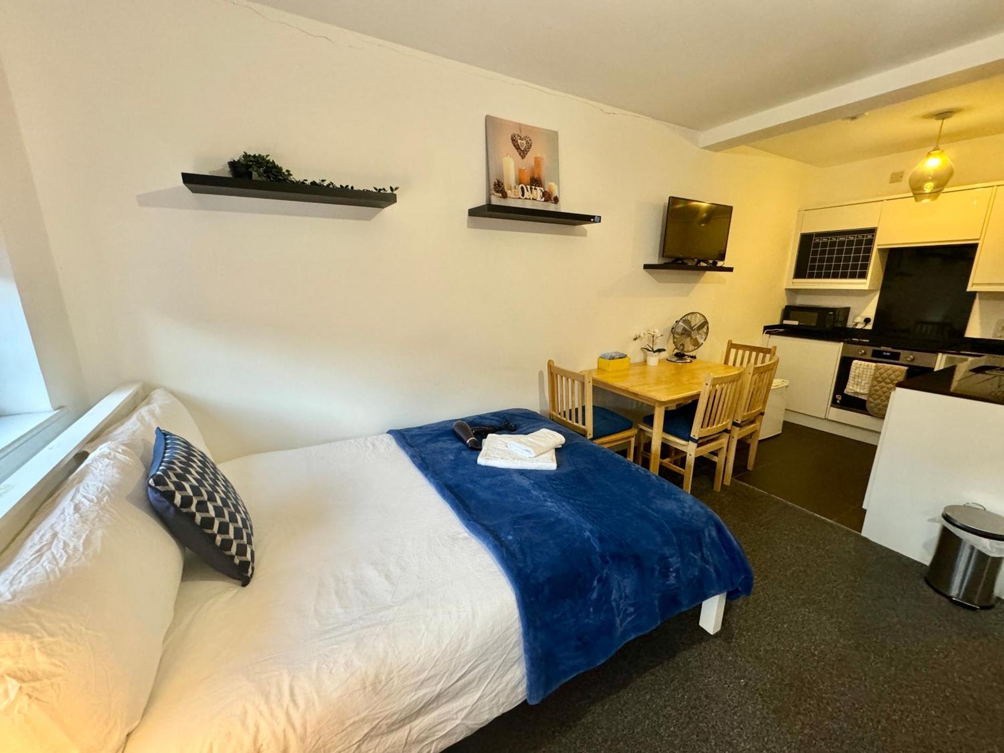 Cosmopolitan Comfort Private Bedrooms In Euston 106 London Exteriör bild